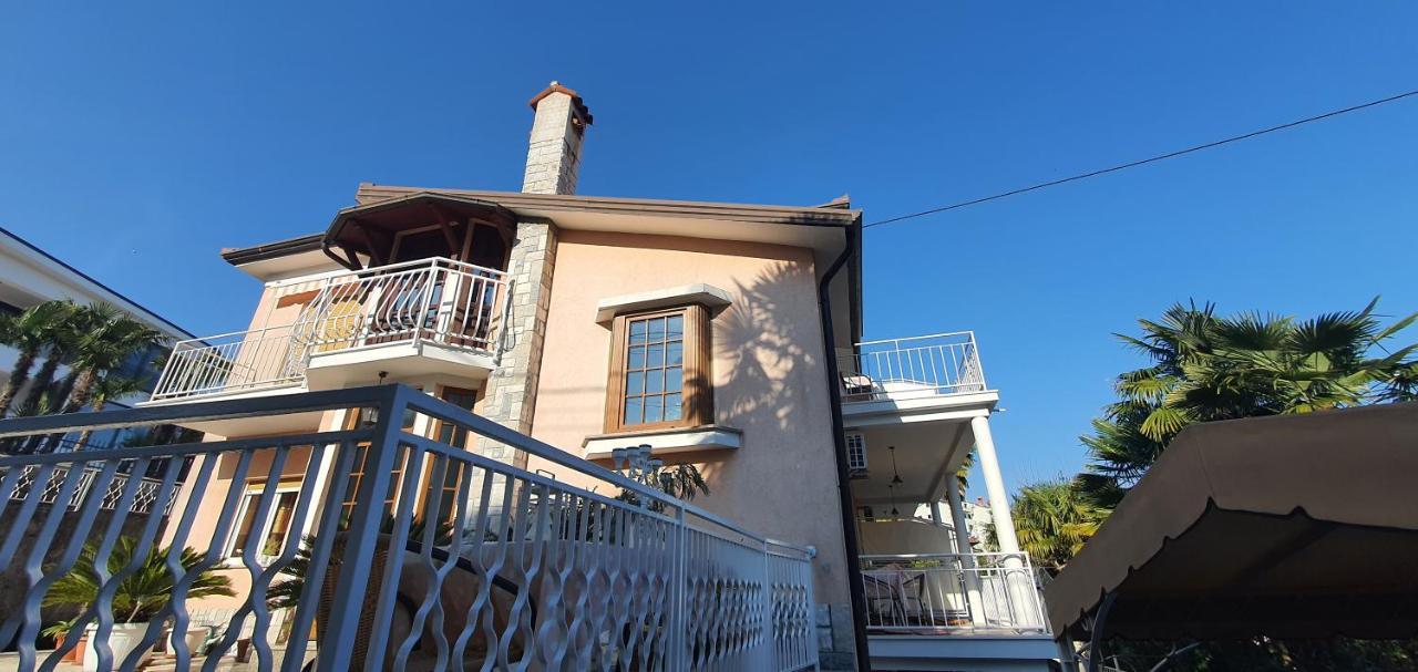 Garni Stanger Hotel Lovran Exterior photo